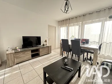 Apartment in Livry-Gargan (93190)