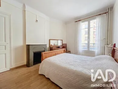 Appartement à Paris (75015)