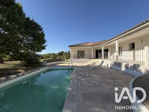 Maison traditionnelle à Le Luc (83340)