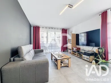 Appartement à Pontault-Combault (77340)