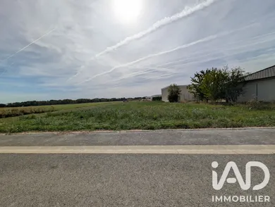 Terrain à bâtir à Heiltz-le-Hutier (51300)