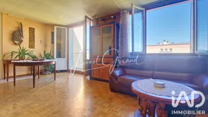 Apartment in Seyssinet-Pariset (38170)