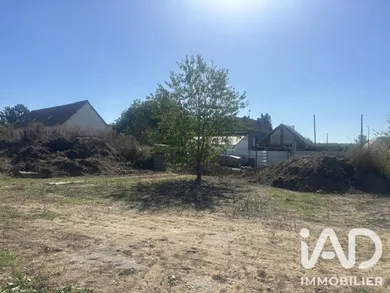 Building plot in Le Thuit de l'Oison (27370)
