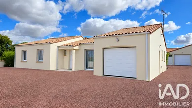 Maison traditionnelle à Doix lès Fontaines (85200)