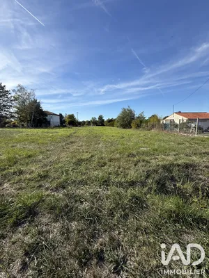Terrain à bâtir à St sever de saintonge (17800)