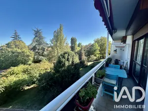 Apartment in Palaiseau (91120)