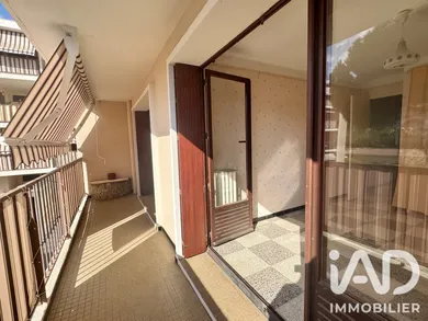 Apartment in La Valette-du-Var (83160)