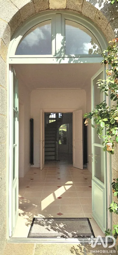 Manoir à Bourg-des-Comptes (35890)
