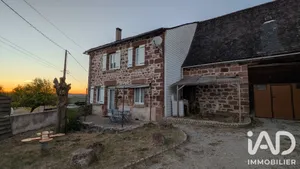 Maison à Saint-Bonnet-la-Rivière (19130)