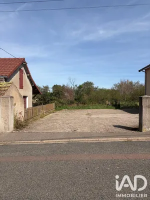 Terrain à bâtir à Montceau-les-Mines (71300)