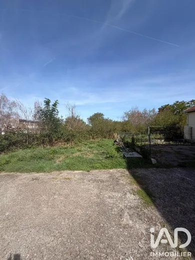 Terrain à bâtir à Montceau-les-Mines (71300)