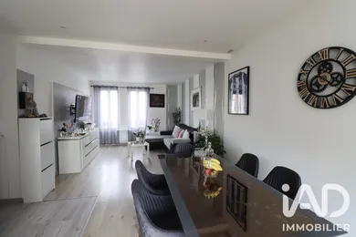 Appartement à VIGNEUX SUR SEINE (91270)