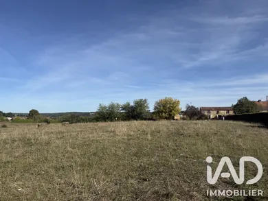 Terrain à Lanquais (24150)