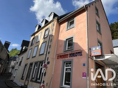 Immeuble à Mont-Dore (63240)