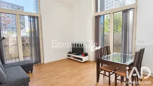 Apartment in Asnières sur seine (92600)