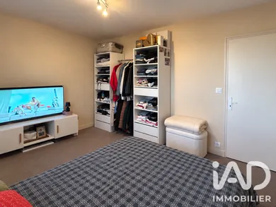 Appartement à Saint-Julien-les-Villas (10800)