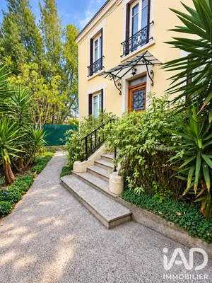 Pavillon à Aulnay-sous-Bois (93600)