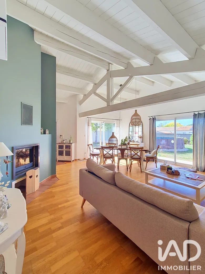Maison 4 pièces 127 m² · à Nuaillé-d'Aunis · 127 m² · 352 000 €