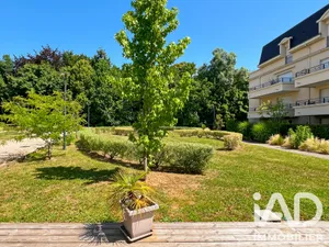 Appartement à Émerainville (77184)