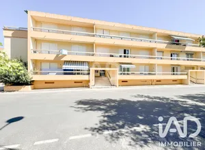 Apartment in Saint-Affrique (12400)