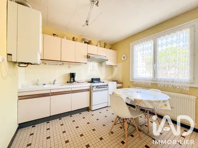 Apartment in Saint-Affrique (12400)