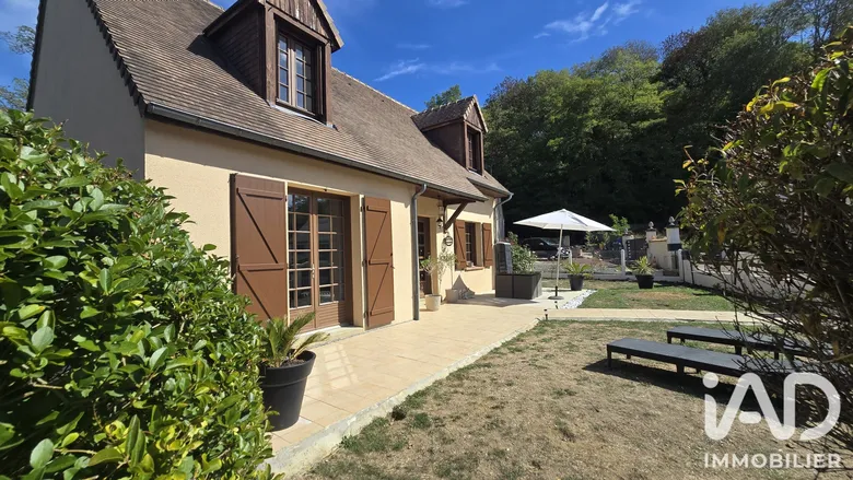 Maison 5 pièces 113 m² · à Sceaux-sur-Huisne · 113 m² · 185 000 €