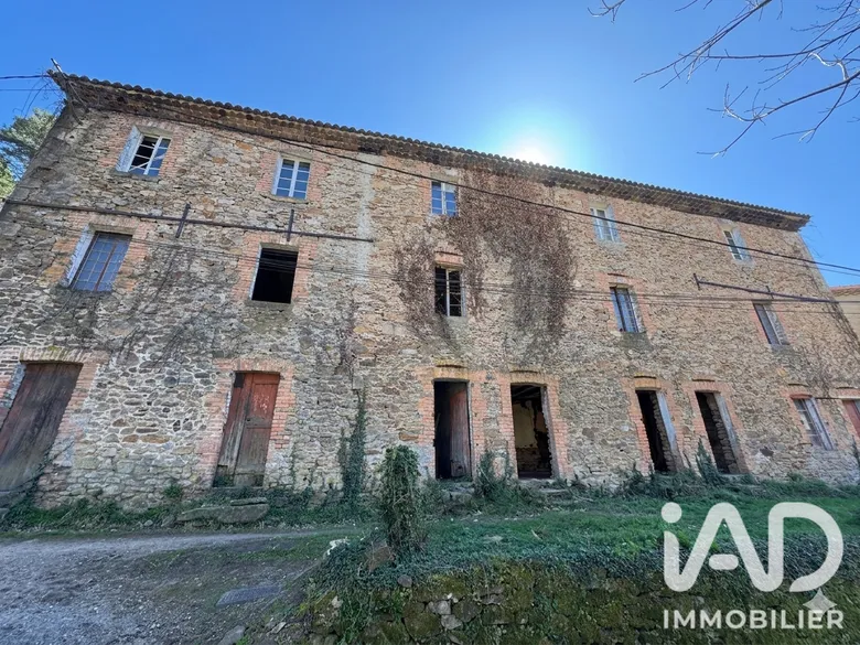 Maison 15 pièces 348 m² · à Robiac-Rochessadoule · 348 m² · 95 000 €