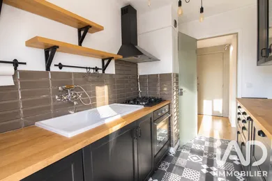 Apartment in Vallauris (06220)