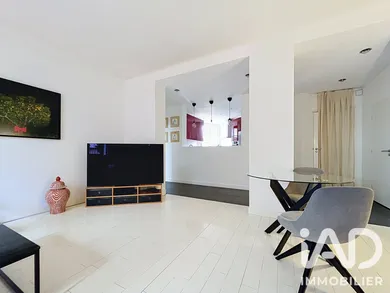 Apartment in La Garenne-Colombes (92250)