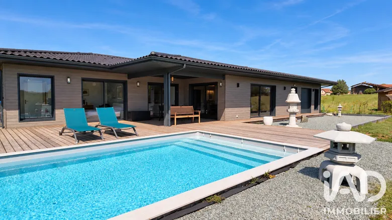 Maison 6 pièces 222 m² · à Saint-Marcory · 222 m² · 598 000 €
