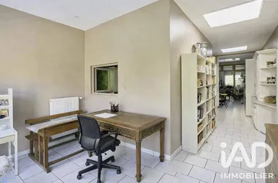 Maison à Villeneuve-d'Ascq (59491)