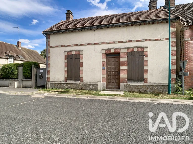 Maison 2 pièces 80 m² · à Faux-Fresnay · 80 m² · 80 000 €