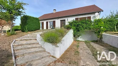 Maison traditionnelle à Dompierre-sur-Besbre (03290)
