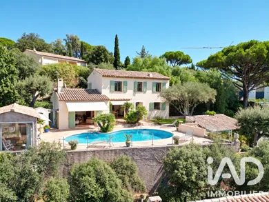 Architectural house in Sainte-Maxime (83120)