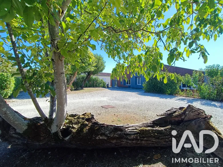Maison 5 pièces 209 m² · à Châteaubernard · 209 m² · 360 000 €