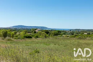 Terrain à bâtir à Poussan (34560)