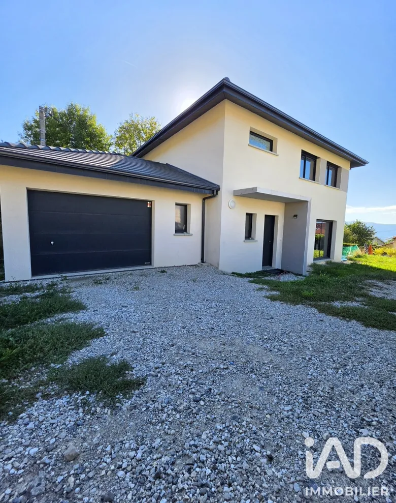 Maison 5 pièces 122 m² · à Beaumont · 122 m² · 670 000 €