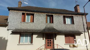 Immeuble à Saint-Julien-les-Villas (10800)