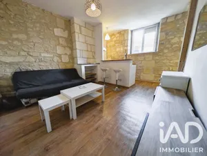 Apartment in Bordeaux (33800)
