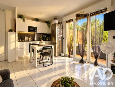 Appartement à Parempuyre (33290)