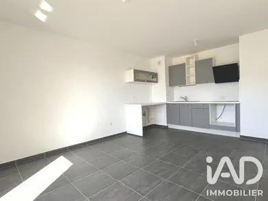 Appartement à Noisy-le-Grand (93160)