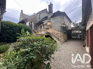 Maison de village à Dannemoine (89700)