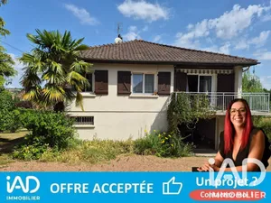 House in Chandon (42190)