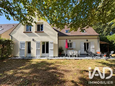 House in Lamorlaye (60260)