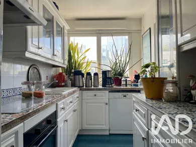 Appartement à Courbevoie (92400)