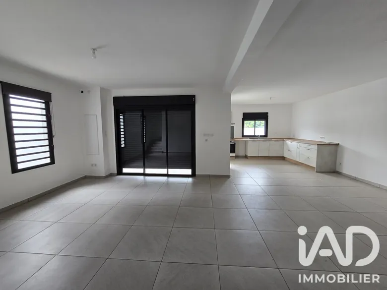 Maison 5 pièces 105 m² · à Saint-Pierre · 105 m² · 295 000 €