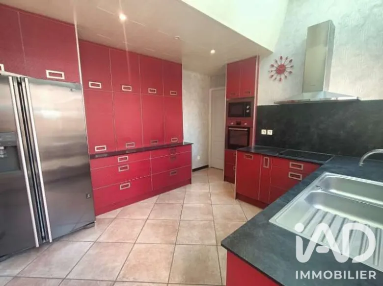 Maison 7 pièces 185 m² · à Vichy · 185 m² · 328 000 €