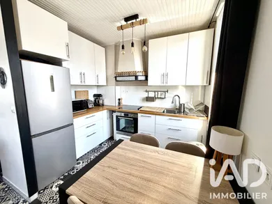 Apartment in Athis-Mons (91200)