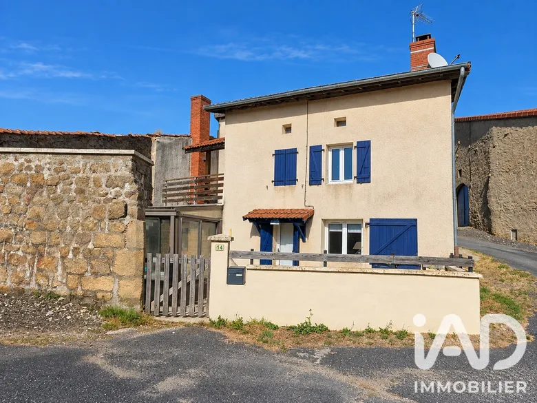 Maison 8 pièces 160 m² · à Saint-Hilaire-Cusson-la-Valmitte · 160,3 m² · 119 000 €