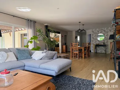 Maison traditionnelle à Venansault (85190)